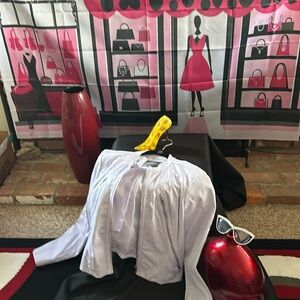 Hello ladies
A faux leather lavender motto jacket ! Cute with jeans and heels!